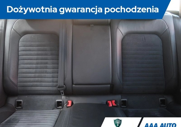 Volkswagen Passat cena 57000 przebieg: 227610, rok produkcji 2016 z Iwonicz-Zdrój małe 154